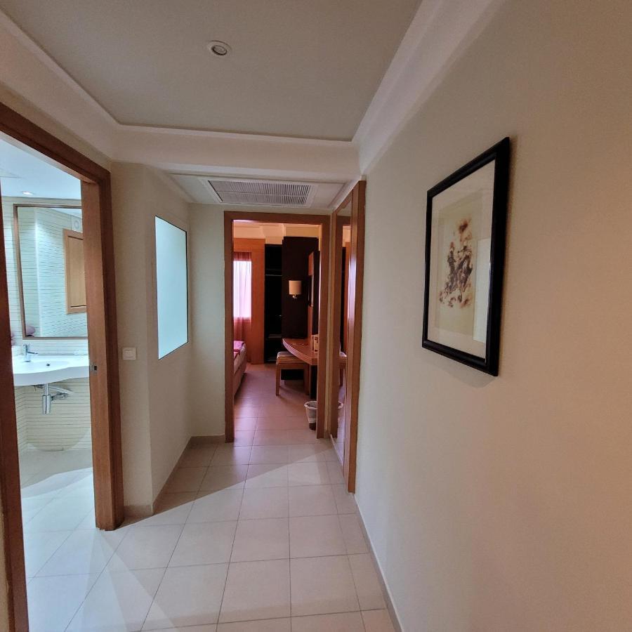 Hotel Tiba ตูนิส ภายนอก รูปภาพ