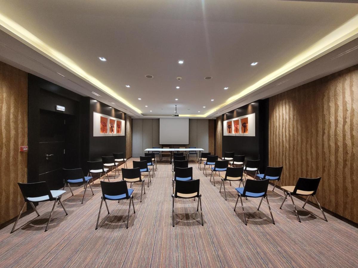 Hotel Tiba ตูนิส ภายนอก รูปภาพ
